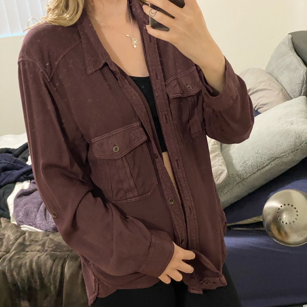 ⚡️AE Burgundy Button Up